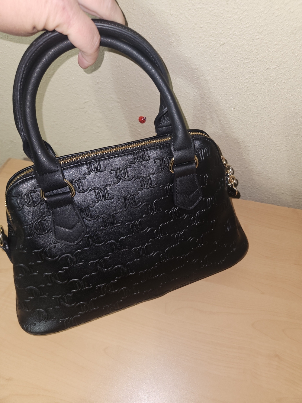 NWOT Juicy Couture dome satchel with Gold And Pearl Chain Accent & Coin Purse - Picture 5 of 8